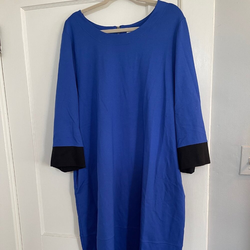 LIKE NEW! Noen Navy Blue and Black Mid Length dress with Pockets